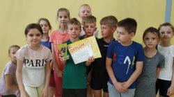 Najmłodsi sportowcy z SP Gawłuszowice wicemistrzami powiatu mieleckiego