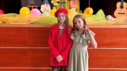 Sukcesy naszych uczennic w Powiatowym Konkursie Piosenki Obcojęzycznej